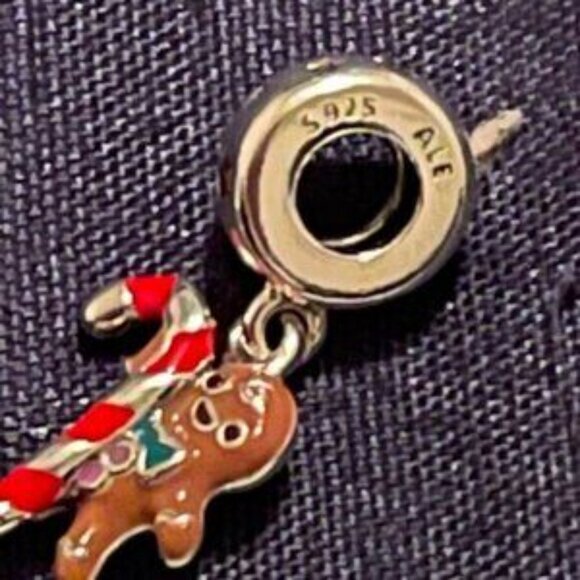 Authentic Pandora Gingerbread Man Dangle Charm - Picture 6 of 6